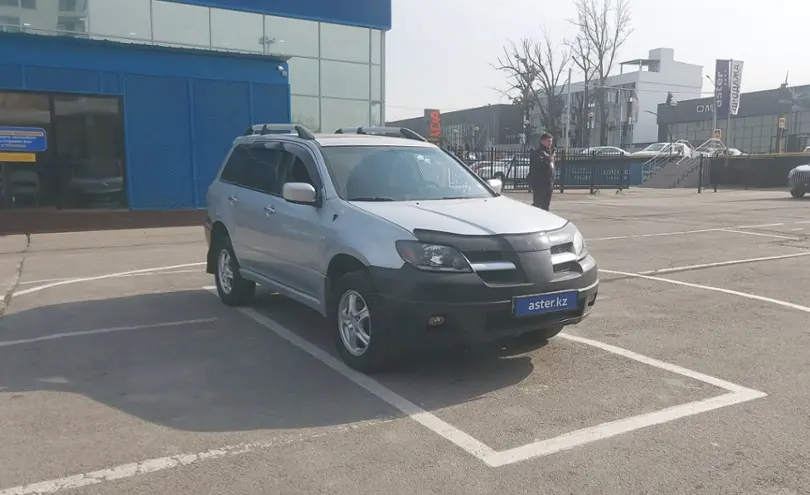 Mitsubishi Outlander 2003 года за 4 000 000 тг. в Алматы фото 2