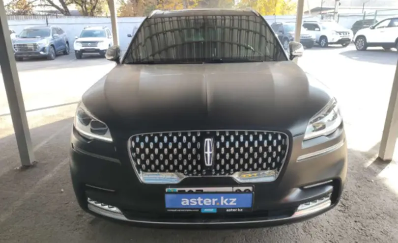 Lincoln Aviator 2021 года за 27 000 000 тг. в Алматы фото 2