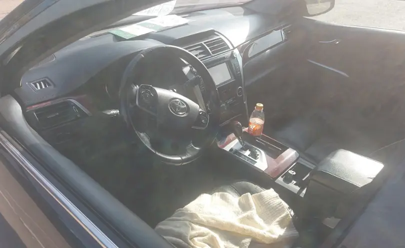 Toyota Camry 2014 года за 8 500 000 тг. в Алматы фото 5