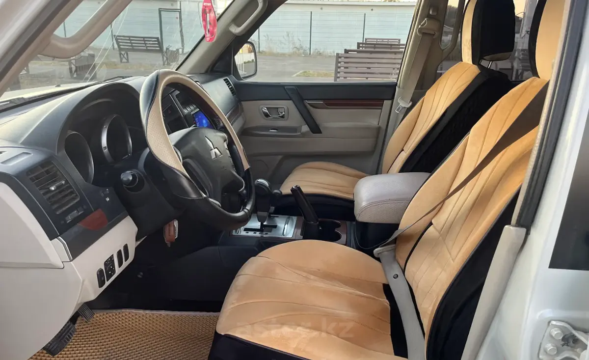 Купить Mitsubishi Pajero 2007 года в Улытауской области, цена 8300000 тенге. Продажа Mitsubishi Pajero в Улытауской области - Aster.kz. №c1253534 Mitsubishi Pajero 2007 года за 8 300 000 тг. в Улытауская область - фото 7