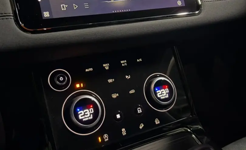 Land Rover Range Rover Evoque 2023 года за 32 000 000 тг. в Алматы фото 3