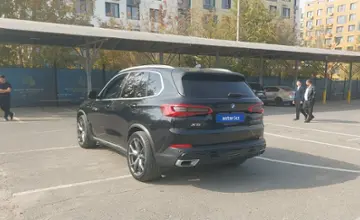 BMW X5 2019 года за 30 000 000 тг. в Алматы фото 4
