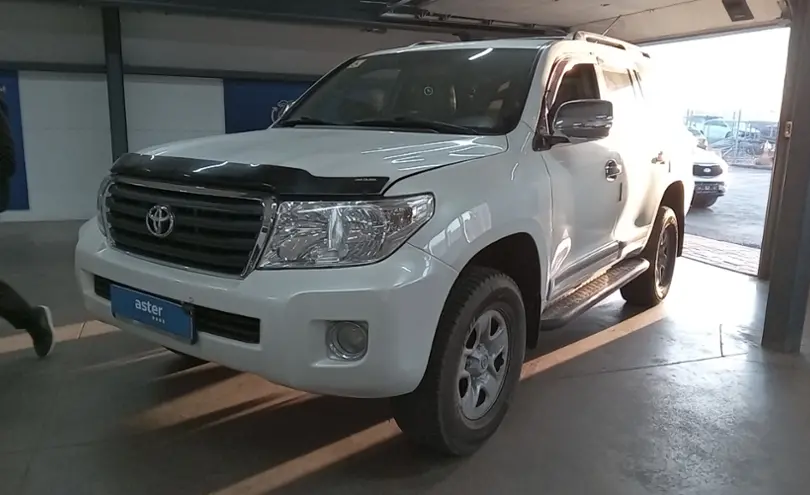 Toyota Land Cruiser 2013 года за 23 500 000 тг. в Астана
