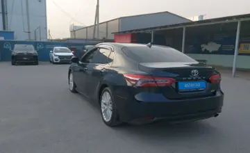Toyota Camry 2019 года за 13 500 000 тг. в Шымкент фото 4