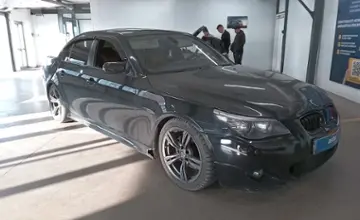 BMW 5 серии 2005 года за 5 500 000 тг. в Астана фото 2