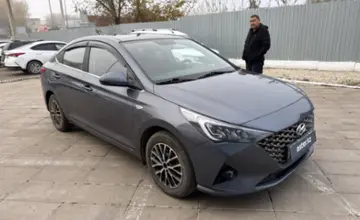 Hyundai Solaris 2023 года за 8 000 000 тг. в Уральск фото 3