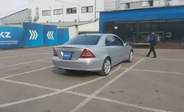 Mercedes-Benz C-Класс 2007 года за 3 800 000 тг. в Алматы фото 3
