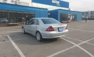 Mercedes-Benz C-Класс 2007 года за 3 800 000 тг. в Алматы фото 4