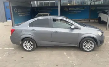 Chevrolet Aveo 2014 года за 3 000 000 тг. в Караганда фото 4