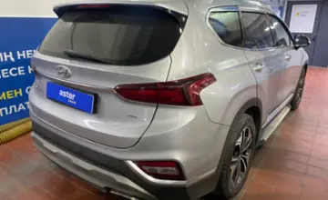 Hyundai Santa Fe 2020 года за 15 000 000 тг. в Астана