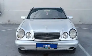 Mercedes-Benz E-Класс 1998 года за 3 000 000 тг. в Тараз фото 2