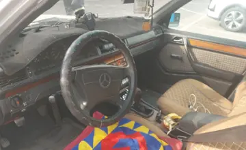 Mercedes-Benz E-Класс 1993 года за 1 500 000 тг. в Алматы фото 5