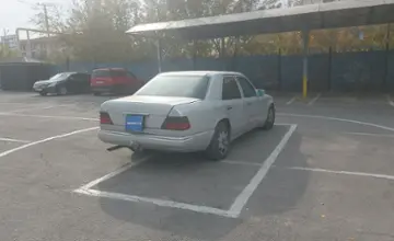 Mercedes-Benz E-Класс 1993 года за 1 500 000 тг. в Алматы фото 3