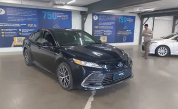 Toyota Camry 2021 года за 14 000 000 тг. в Астана фото 2