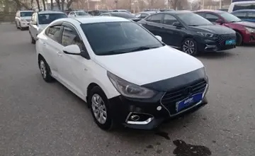 Hyundai Accent 2018 года за 5 500 000 тг. в Актобе фото 3