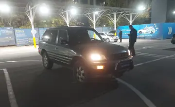 Toyota RAV4 1998 года за 2 500 000 тг. в Алматы фото 2