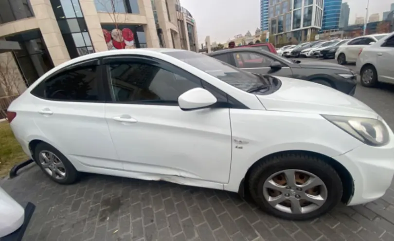 Hyundai Accent 2013 года за 5 000 000 тг. в Астана фото 4