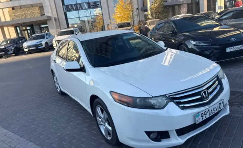 Honda Accord 2010 года за 5 850 000 тг. в Астана фото 3