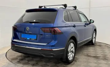 Volkswagen Tiguan 2021 года за 11 890 000 тг. в Актобе