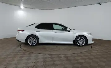 Toyota Camry 2019 года за 14 190 000 тг. в Шымкент фото 4