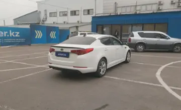 Kia K5 2010 года за 5 750 000 тг. в Алматы фото 3