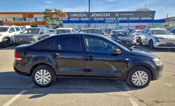 Volkswagen Polo 2015 года за 4 890 000 тг. в Талдыкорган фото 4