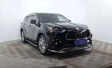 Toyota Highlander 2021 года за 19 590 000 тг. в Астана фото 3