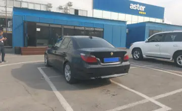 BMW 5 серии 2004 года за 2 990 000 тг. в Алматы фото 4