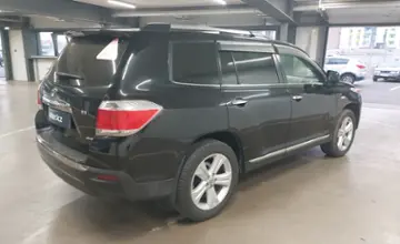 Toyota Highlander 2011 года за 12 990 000 тг. в Астана фото 3
