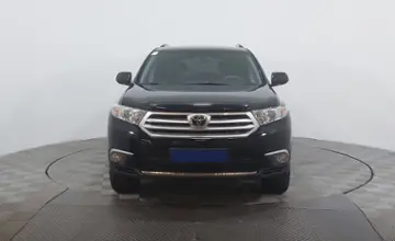Toyota Highlander 2011 года за 12 990 000 тг. в Астана фото 2