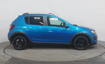 Renault Sandero 2015 года за 4 290 000 тг. в Астана фото 4