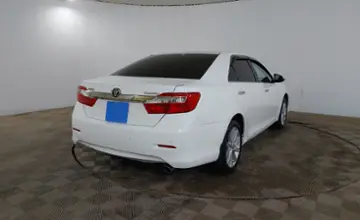 Toyota Camry 2013 года за 7 890 000 тг. в Шымкент