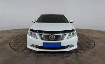 Toyota Camry 2013 года за 7 890 000 тг. в Шымкент фото 2