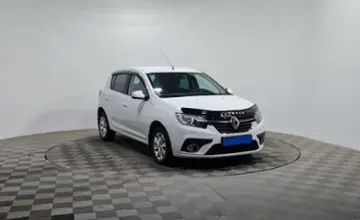 Renault Sandero 2020 года за 5 390 000 тг. в Алматы фото 3