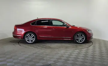 Volkswagen Passat 2016 года за 6 990 000 тг. в Алматы фото 4