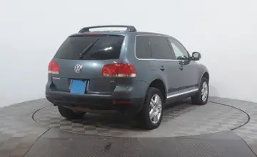 Volkswagen Touareg 2005 года за 4 590 000 тг. в Астана
