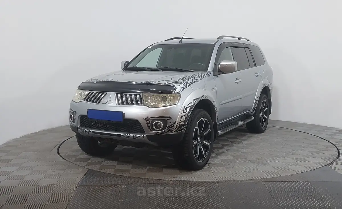 2012 Mitsubishi Pajero Sport