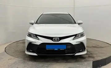 Toyota Camry 2021 года за 13 790 000 тг. в Актобе фото 2