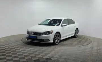 Volkswagen Passat 2018 года за 7 290 000 тг. в Алматы фото 1