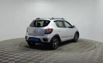 Renault Sandero 2015 года за 4 200 000 тг. в Алматы