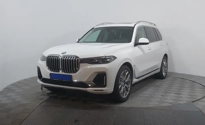 BMW X7 2019 года за 32 000 000 тг. в Астана