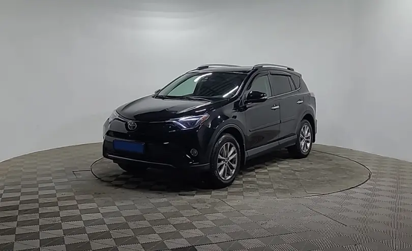 Toyota RAV4 2017 года за 11 850 000 тг. в Алматы