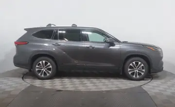 Toyota Highlander 2022 года за 26 000 000 тг. в Астана фото 4