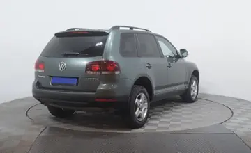 Volkswagen Touareg 2008 года за 4 800 000 тг. в Астана