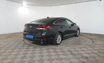 Hyundai Sonata 2018 года за 8 290 000 тг. в Шымкент