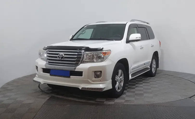 Toyota Land Cruiser 2013 года за 20 500 000 тг. в Астана