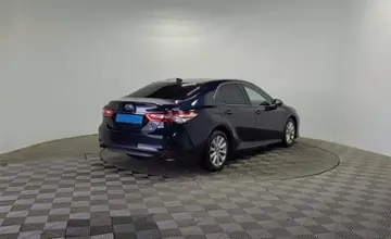 Toyota Camry 2019 года за 11 000 000 тг. в Алматы