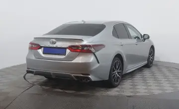 Toyota Camry 2022 года за 10 950 000 тг. в Астана