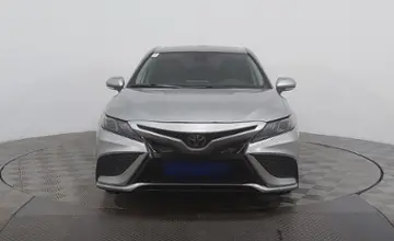 Toyota Camry 2022 года за 10 950 000 тг. в Астана фото 2