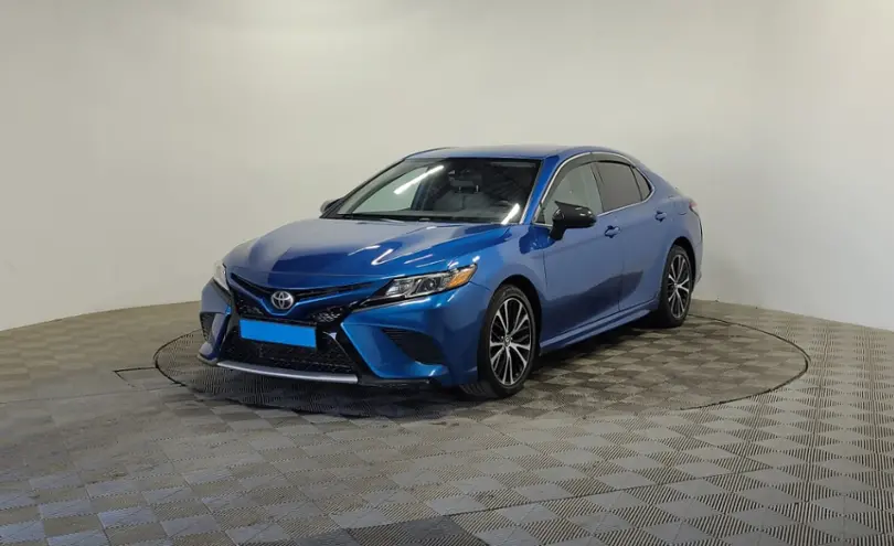 Toyota Camry 2020 года за 9 990 000 тг. в Алматы